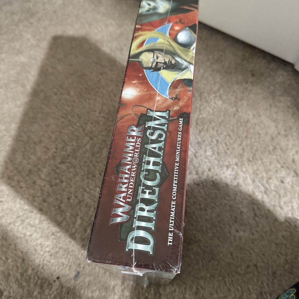 Warhammer Underworld Direchasm Core Set Game Lightly Damaged Seal