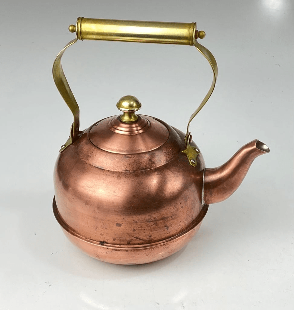 Vintage Copper Kettle Teapot & Moveable Handle 9" AG1506