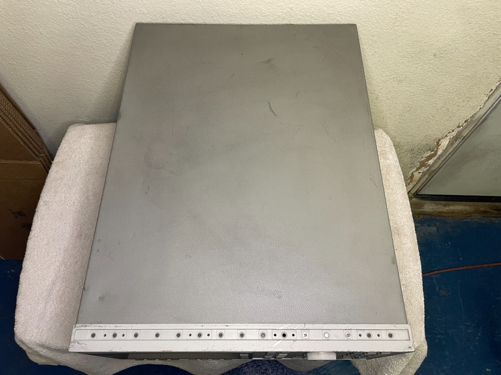 HP / Agilent - 4156A Precision Semiconductor Parameter Analyzer *For Parts*