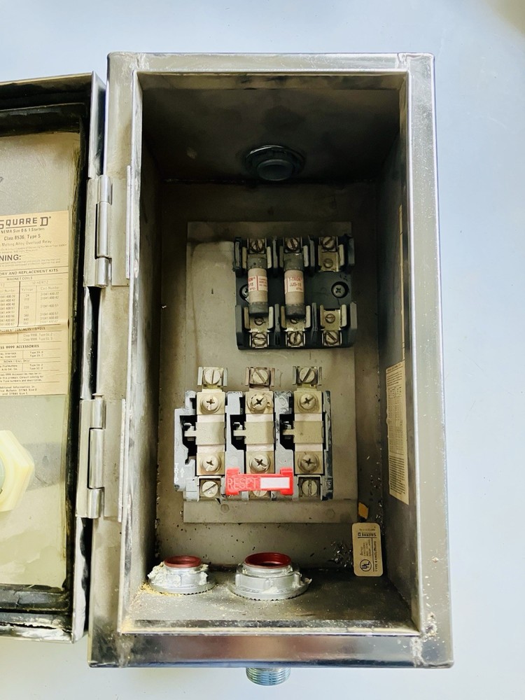 Square D 8536 SBW 12 Enclosure