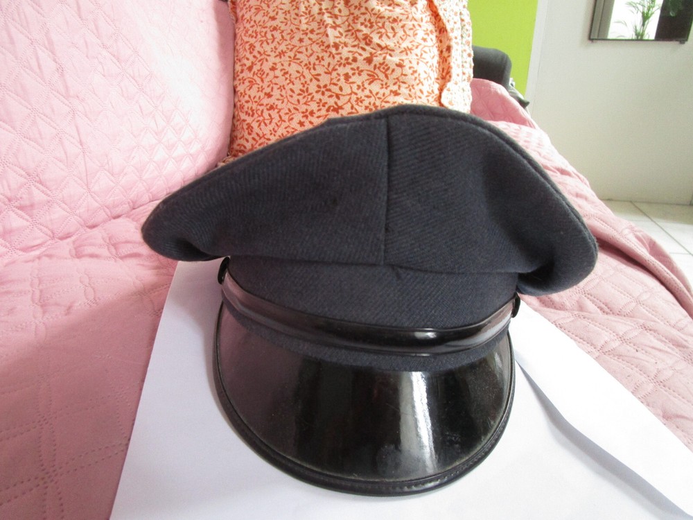 unidentified military cap