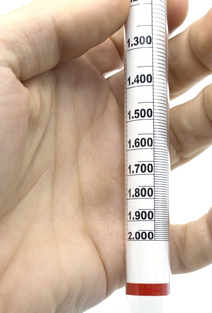 Universal Laboratory Hydrometer in Hard Plastic Case- Measure Specific Gravit...