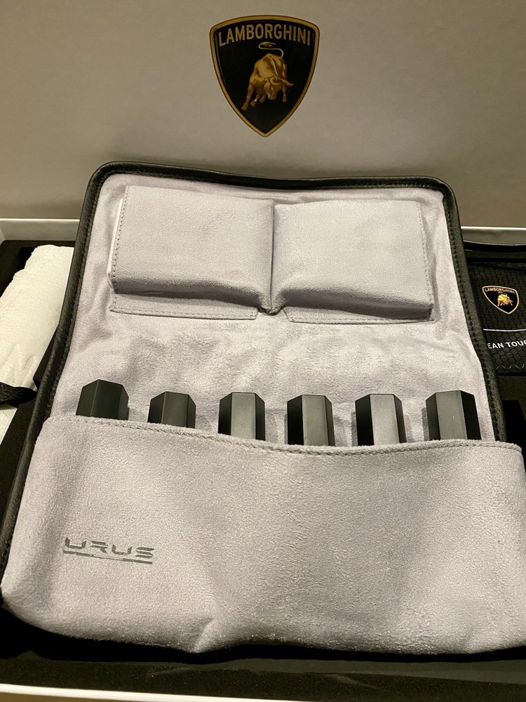 Lamborghini Urus Car Cleaning Kit - NEW!