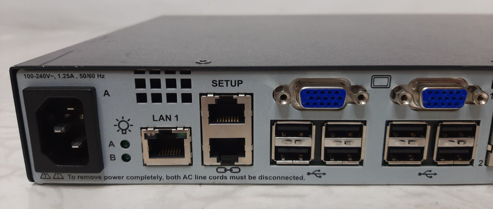 HP Server Console Switch G2 0x2x16 (AF618A) KVM Switch 16-Port