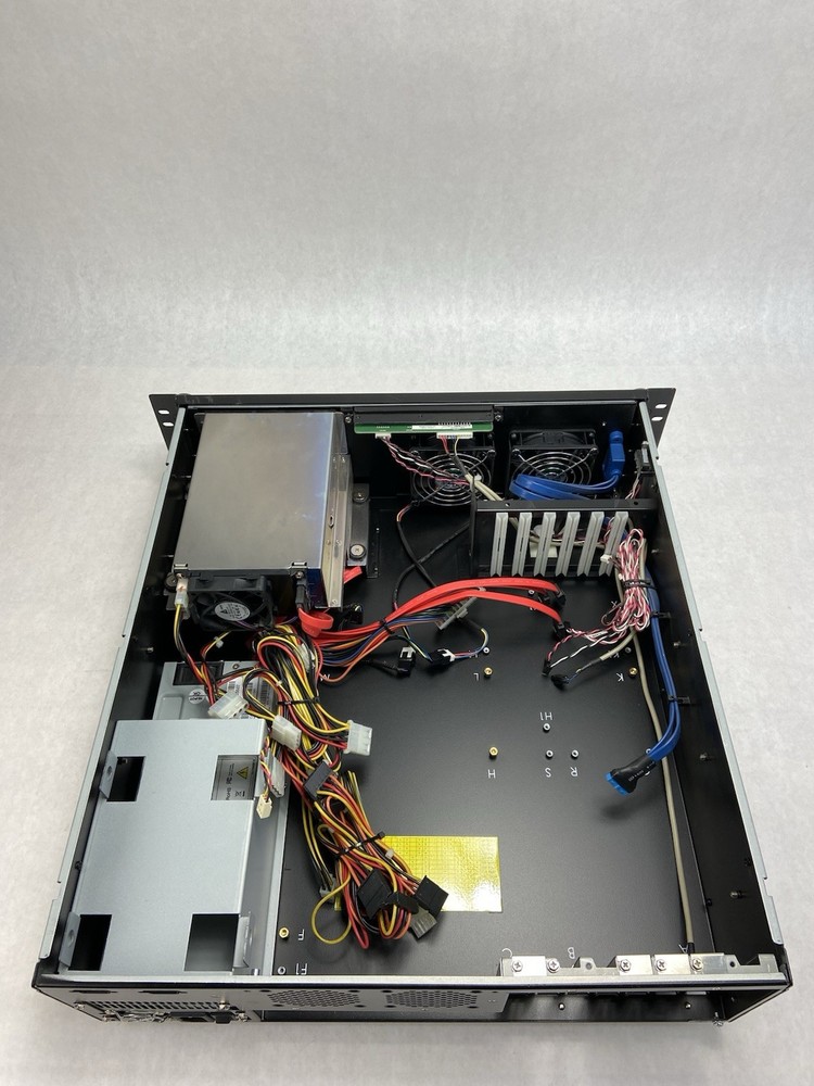 Advantech HPC-7320MB-00XE Compact 3U Rackmount Server Chassis SPI700U4BB 700W PS