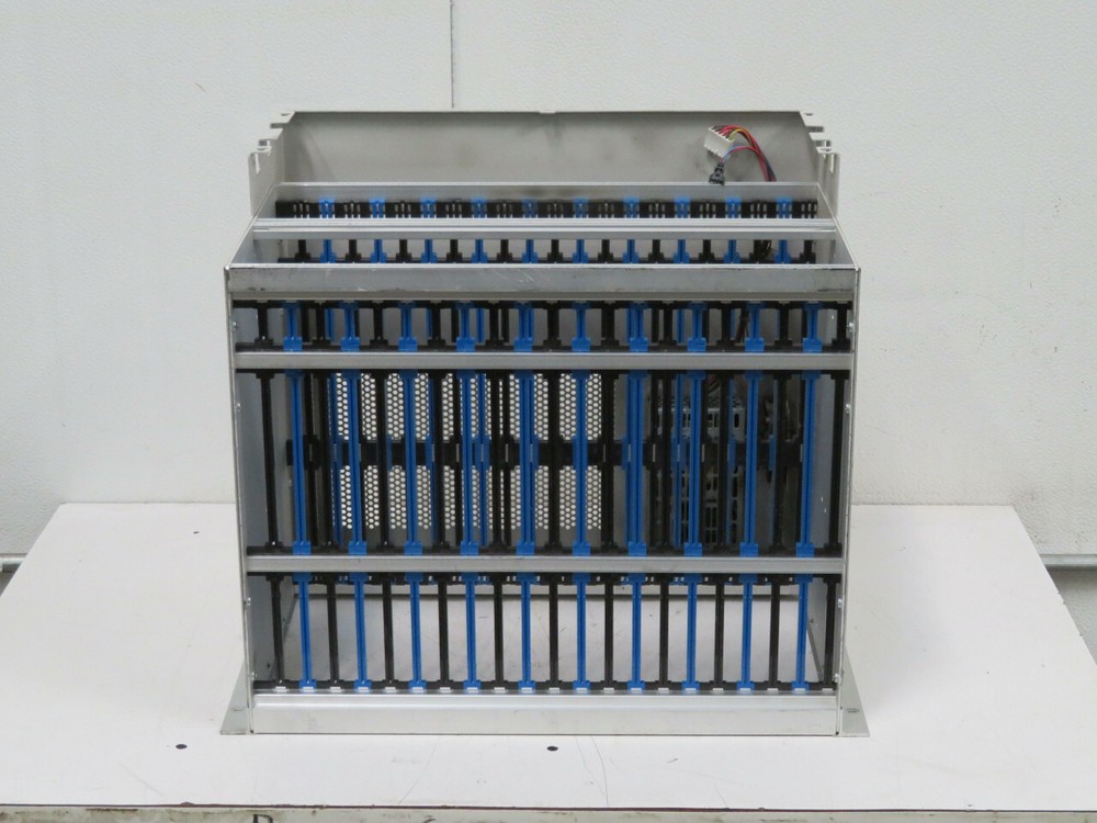 AGILENT E6198A 21 SLOT SWITCH/LOAD UNIT T180874