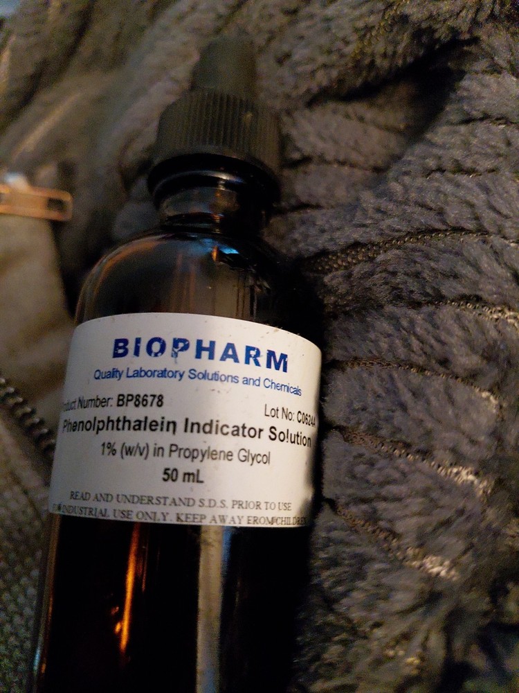 Phenolphthalein Indicator 1% Solution 50 mL Dropper Bottle