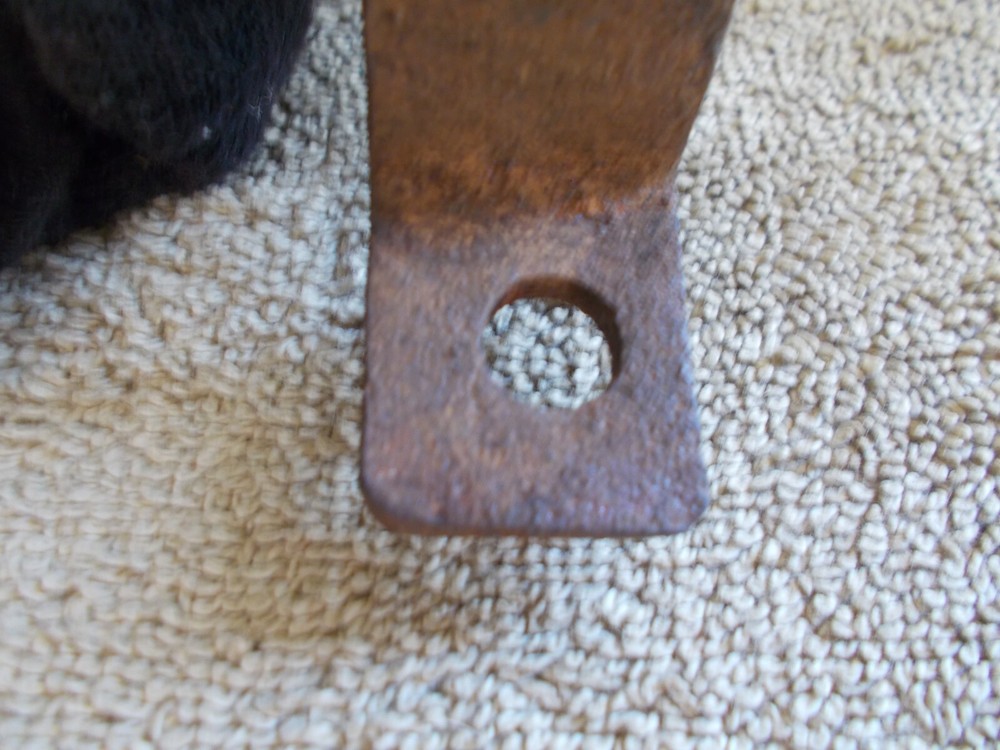 VINTAGE HANDLE CAST IRON DRAWER PULL BARN BLACKSMITH HAND MADE PRIMITIVE