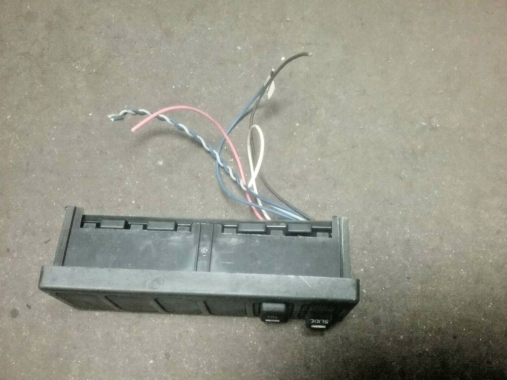 INTERNATIONAL SWITCH PANEL 3575432C4