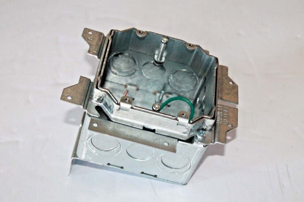 Caddy A1F 4" Electrical Box Stud Mount