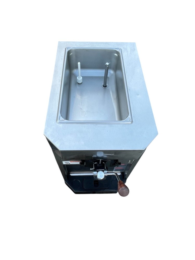 ELECTRO FREEZE CS700 Gravity-Fed Shake Freezer Countertop