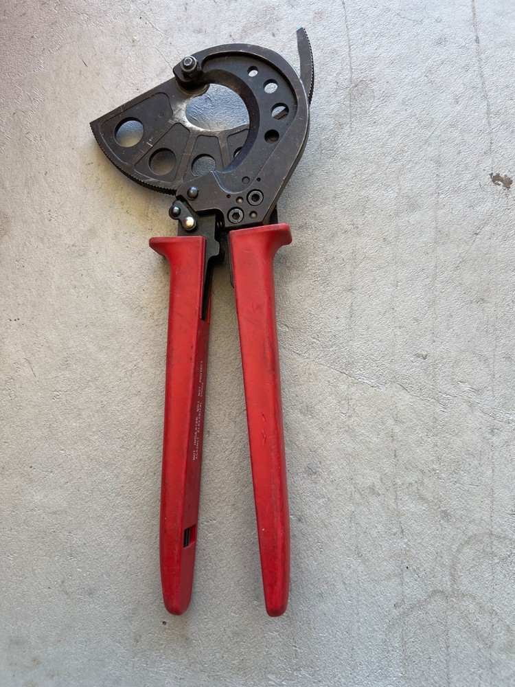 Klein Tools 63750 Cable Cutter - Red