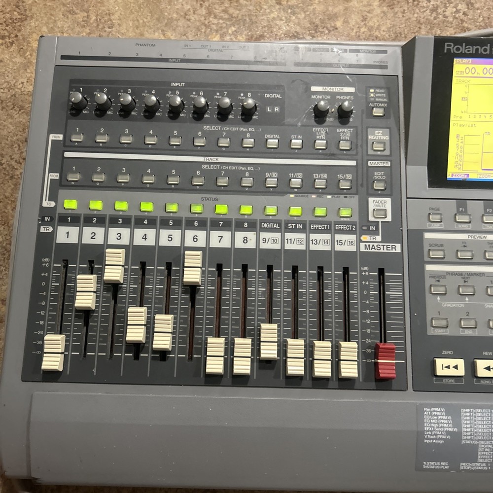 Roland VS-1680 24 bit Digital Studio Workstation