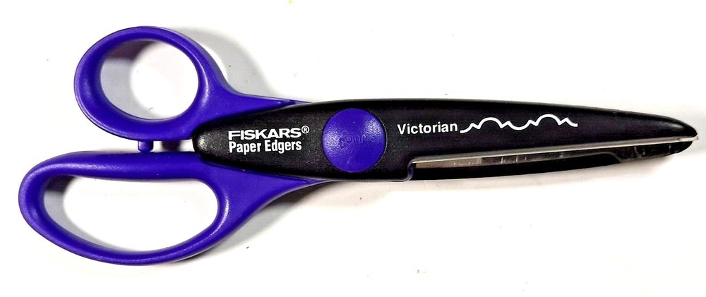 Fiskars Paper Edgers scissors  VICTORIAN  pre-owned