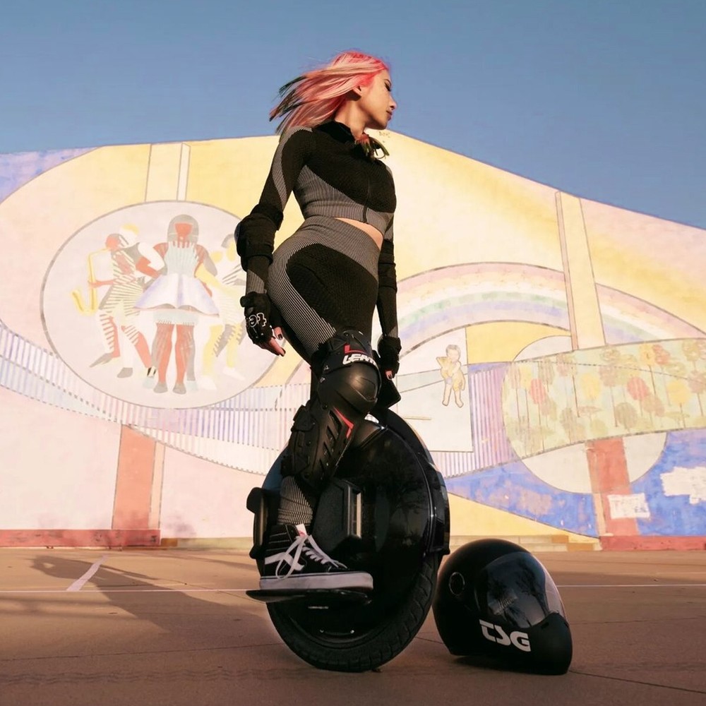E-Unicycle InMotion V8S (Open Box) Grade A