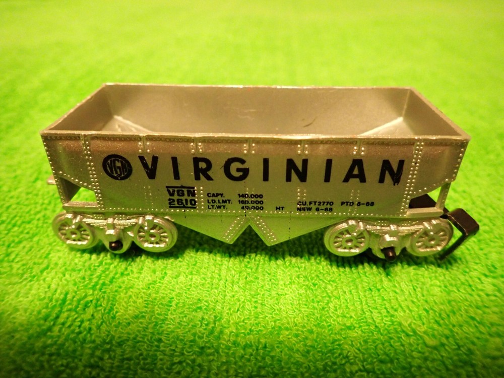 Virginian rail car silver, please READ