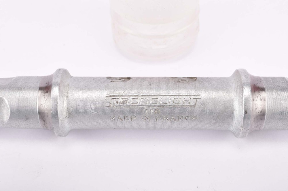 NOS Stronglight Competition #ref. 65 / Luxe #ref. JP65 BB 118mm swiss thread