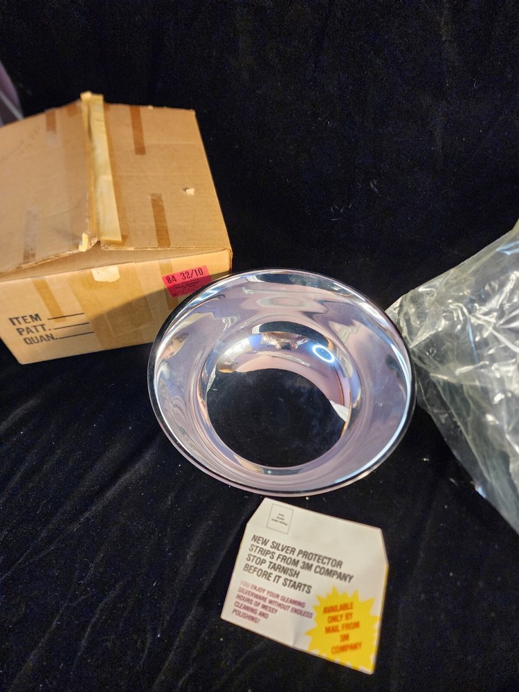 Vintage Paul Revere Silver 10" Bowl In original Box Oneida Silversmiths