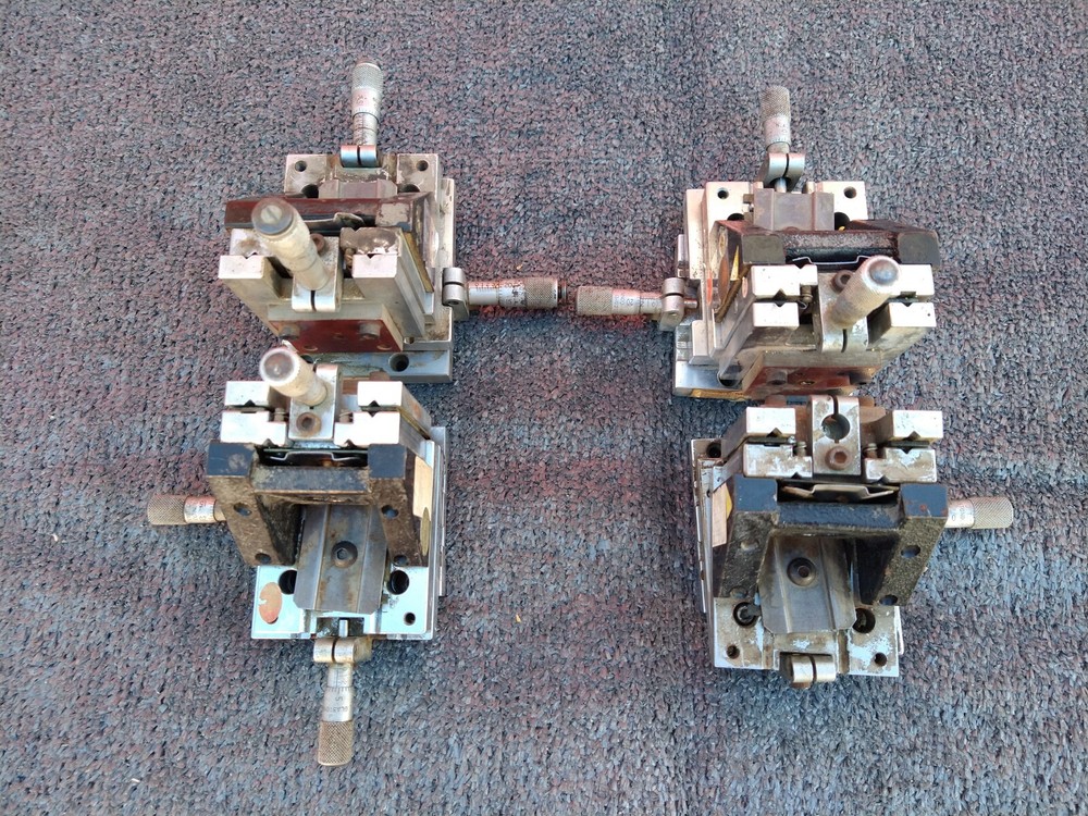 linear positioning stage (4 pcs)