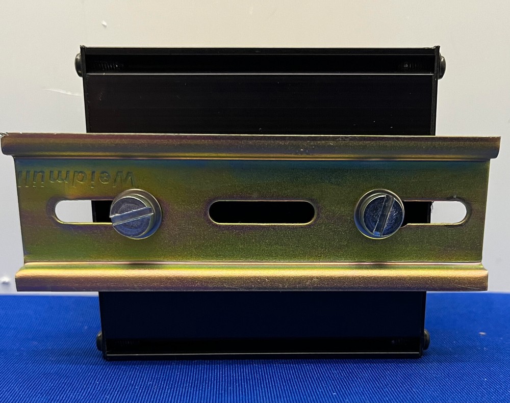 AI ADVANCED ILLUMINATION SC100 LIGHT CONTROLLER