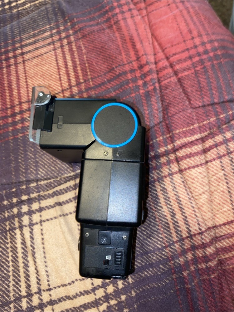 Vivitar Auto Thyristor 3700 Flash