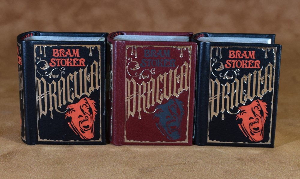 MINIATURE BOOK Bram Stoker DRACULA