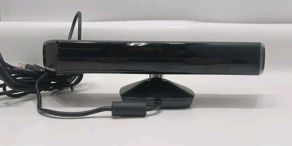 XBOX 360 Kinect Sensor ONLY With Power Cable In Original Box
