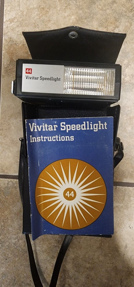 Vivitar 44 Speedlight