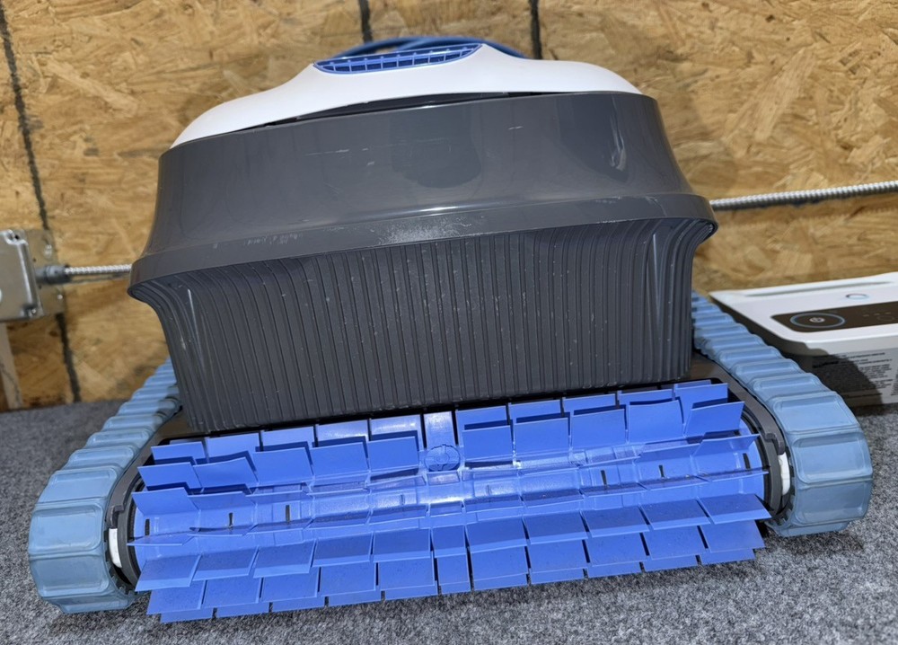 Maytronics Dolphin S200 Robotic Pool Cleaner