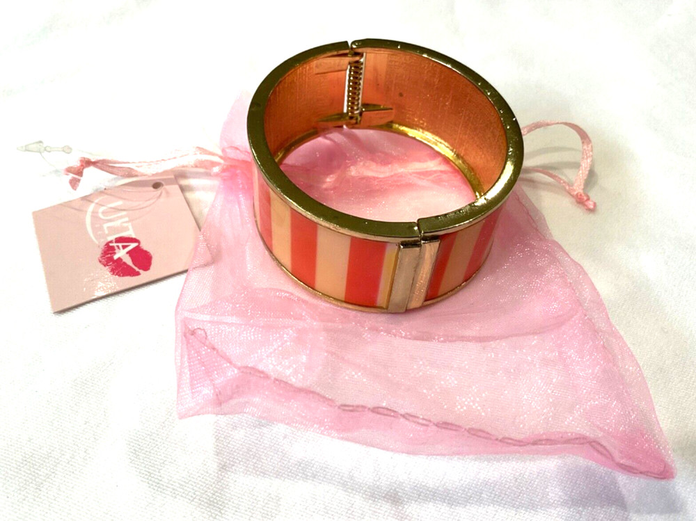 UTRA PINK STRIPED HINGED BANGLE