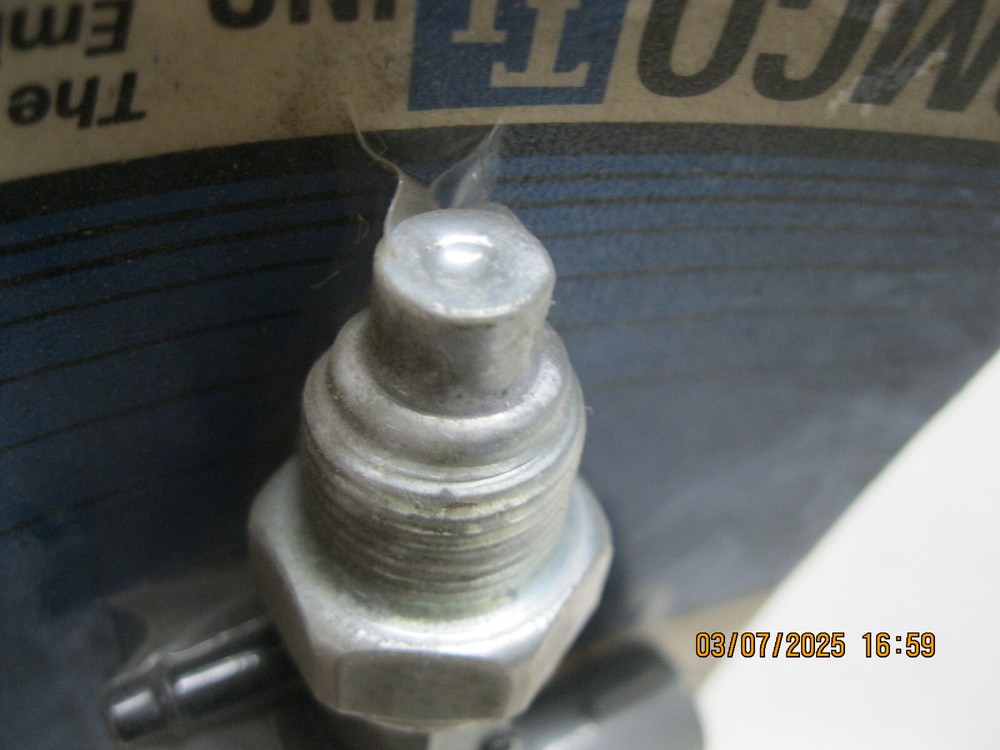 Ported Vacuum Switch-GAS Tomco 13307