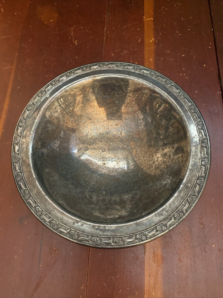 Vintage Silver Plated Candy Dish/Catchall Bowl Patina Floral Border 7 1/2”