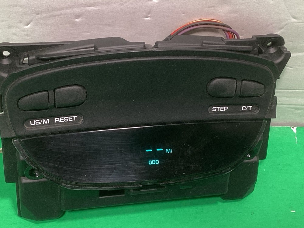 2002 - 2008 DODGE RAM OVERHEAD CONSOLE COMPUTER DISPLAY TEMP COMPASS TESTED