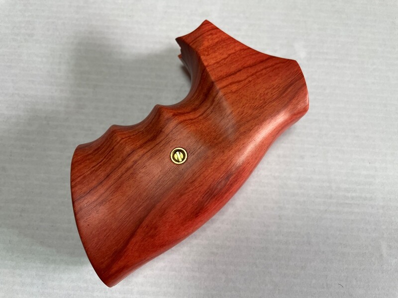 New grip for COLT PYTHON grips (I, E FRAME) Smooth hard wood and Medallions