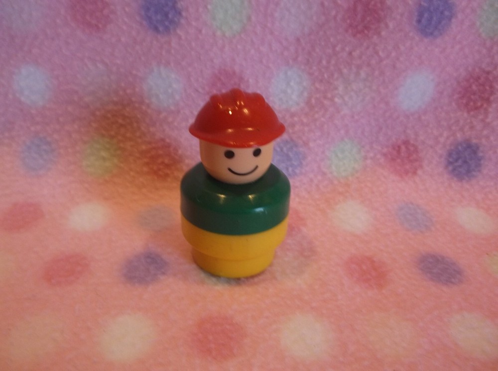 Plastic Construction Worker Figure Boy wearing Red Hat 3+