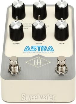 Universal Audio UAFX Astra Modulation Machine Pedal