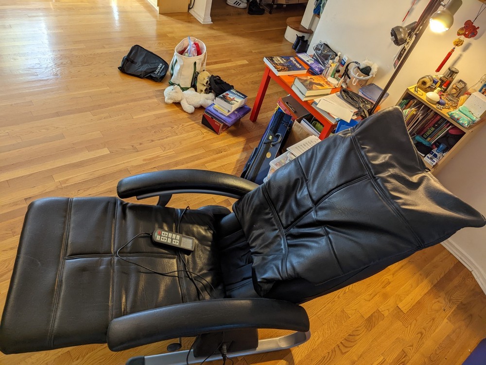 Electric Massage Recliner Used