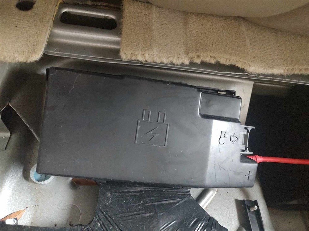 DTS       2007 Fuse Box Cabin 6472