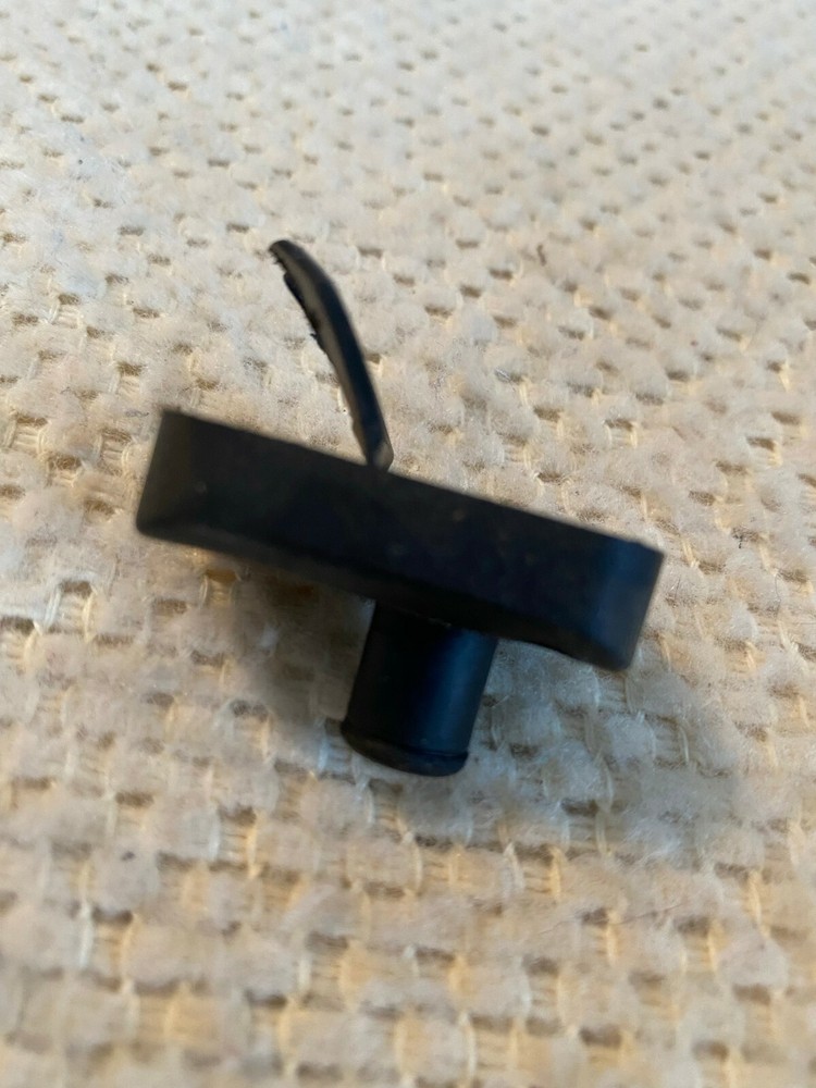 Push In Plastic Flipper Rest