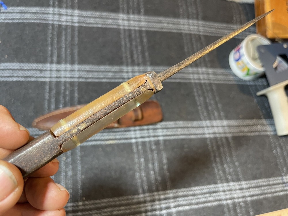 Fixed Blade Knife with Sheath !!!