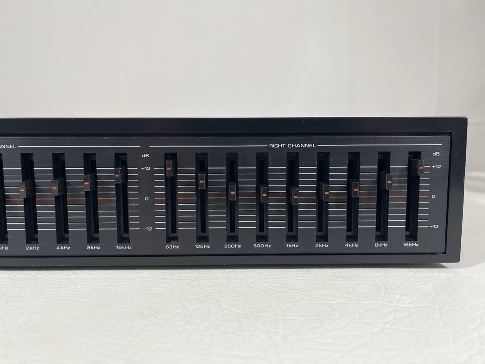 Fisher Studio EQ-273 Standard 9-Band Stereo Graphic Equalizer Working, Clean!