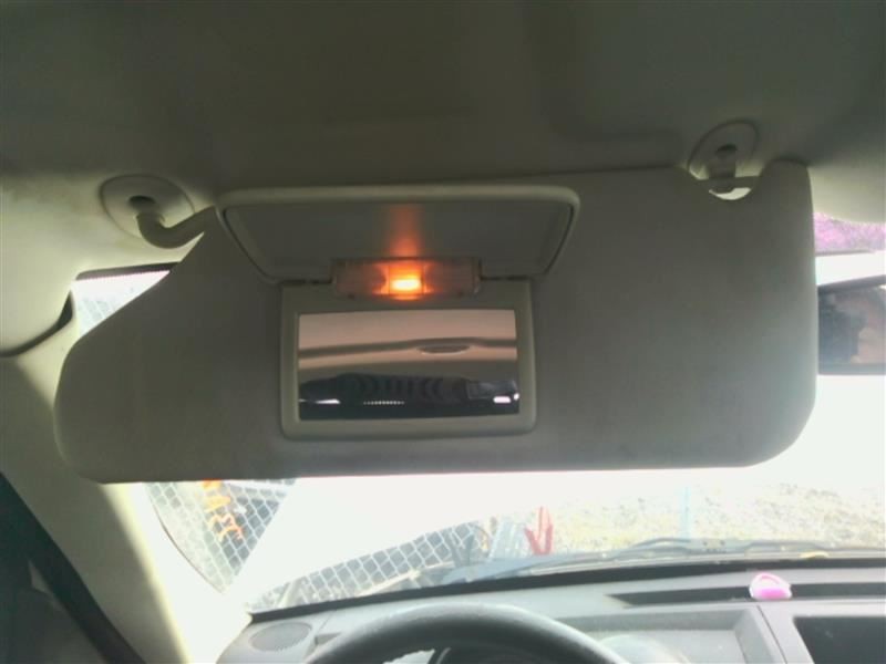 Driver Sun Visor With Illumination Fits 07-10 NITRO 163791