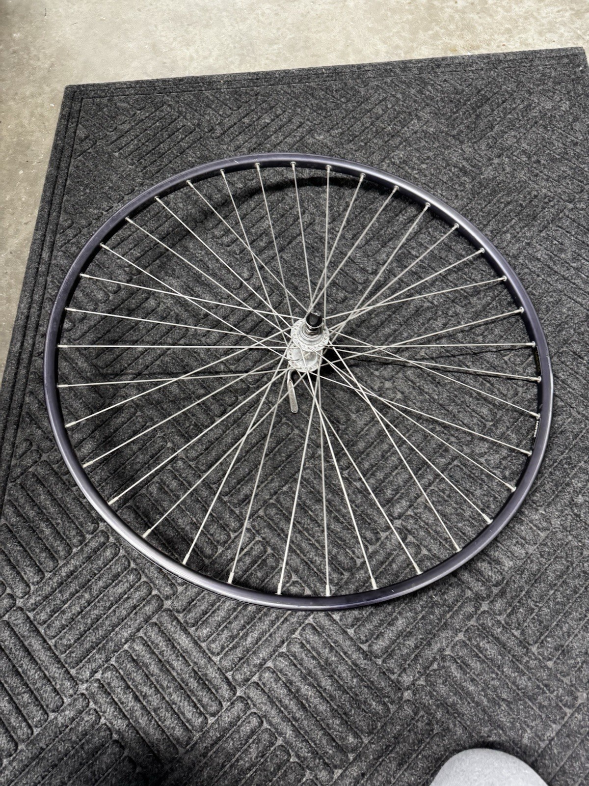 Matrix Titan S 700C Bicycle Wheel Made in USA 36 Spokes