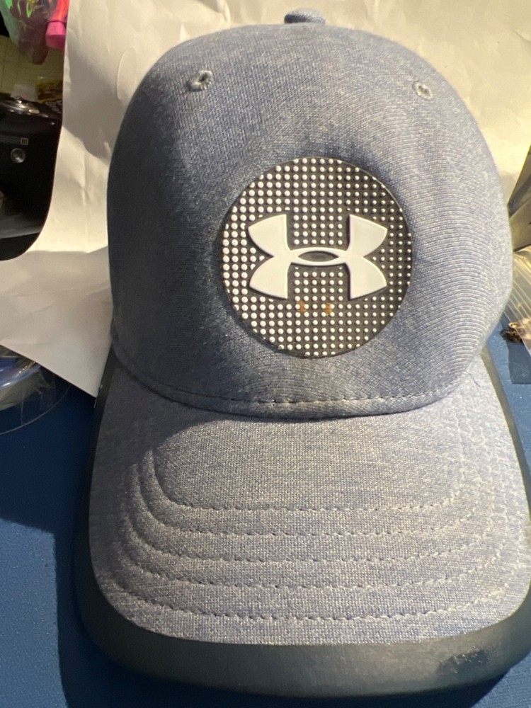 Under Armor hat blue sz7 Nwot
