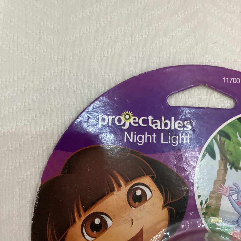 Dora The Explorer Projectables Night Light NIP Light Sensing 3-Ft Projection