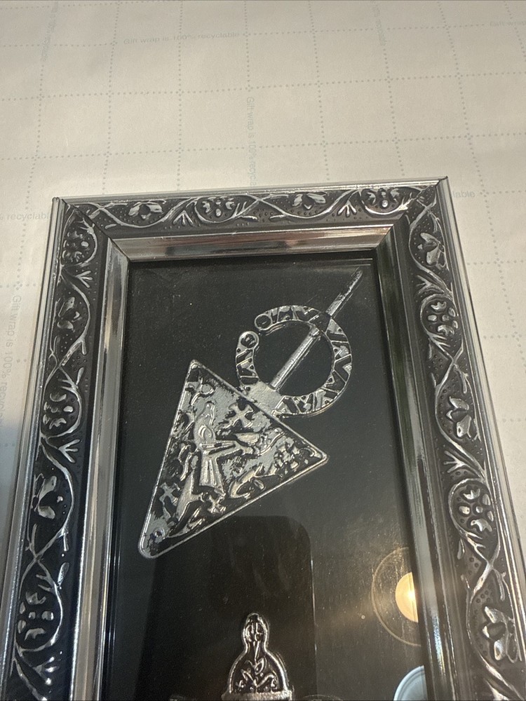 Middle Eastern Islamic Style Framed Metal Wall Decor Embossed Art Panel