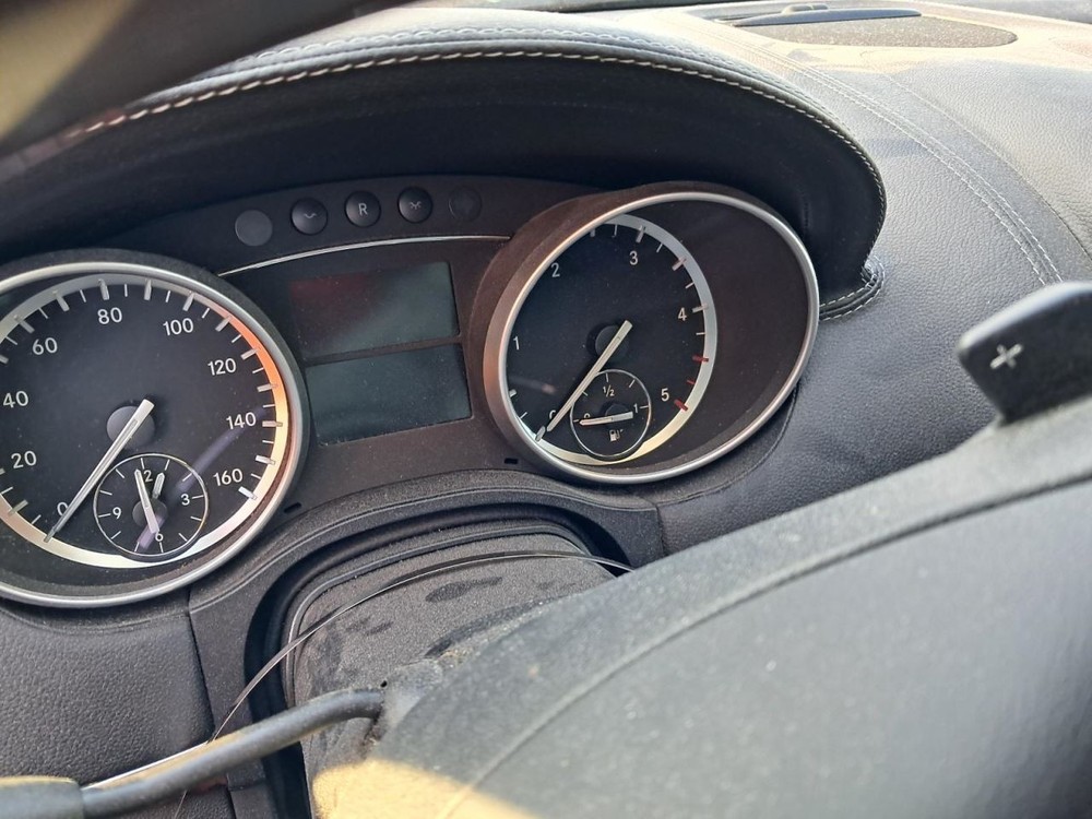 GL450 2012 Glove Box 4779333