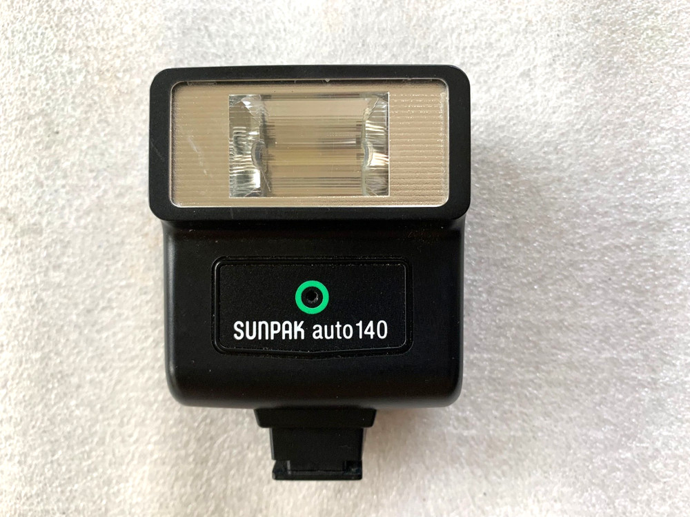 Sunpak Auto 140 Camera Flash for Pentax- Tested