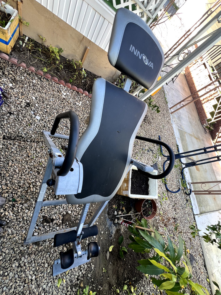 Innova inversion table