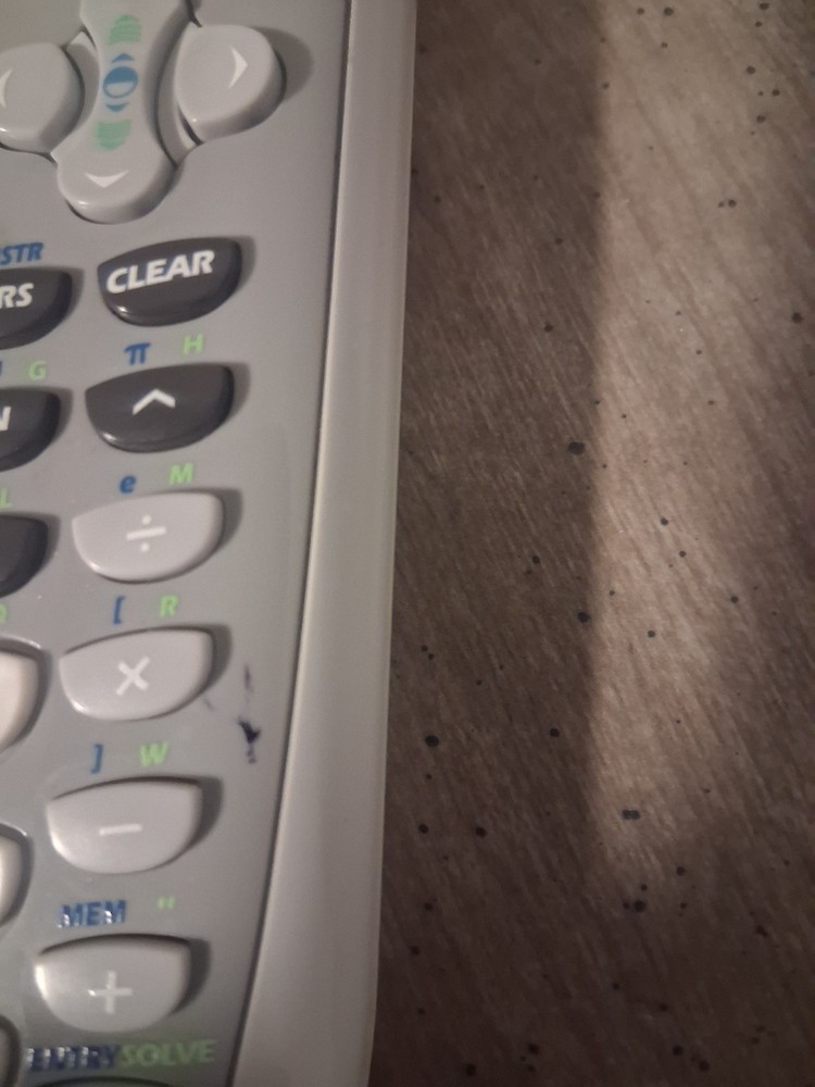 TEXAS INSTRUMENTS GRAPHING CALCULATOR TI-84 PLUS SILVER EDITION - READ DESCRIPTI